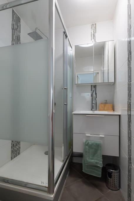 Appartement Renove Pour 6 Avec Parking ビユールバンヌ エクステリア 写真