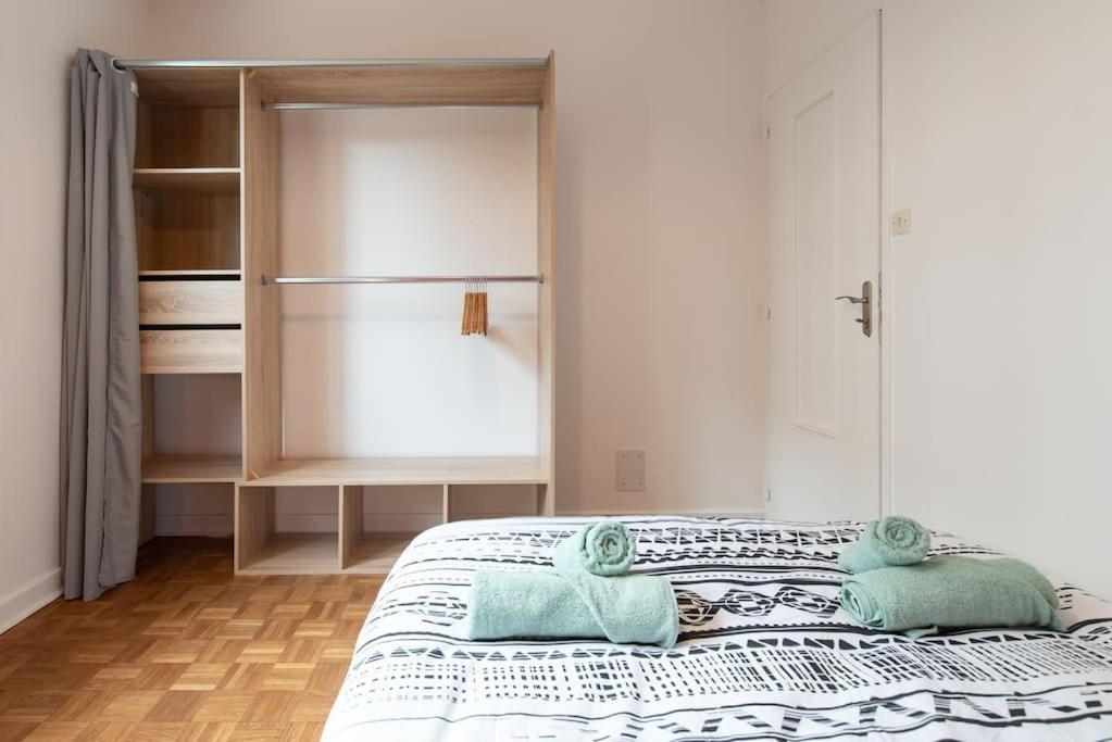 Appartement Renove Pour 6 Avec Parking ビユールバンヌ エクステリア 写真