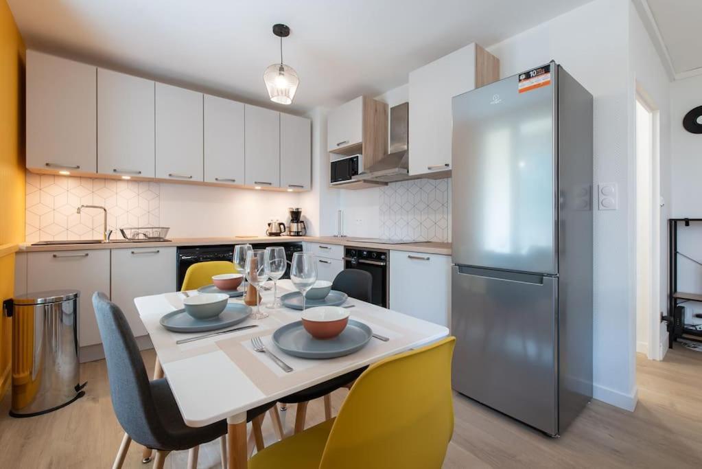 Appartement Renove Pour 6 Avec Parking ビユールバンヌ エクステリア 写真